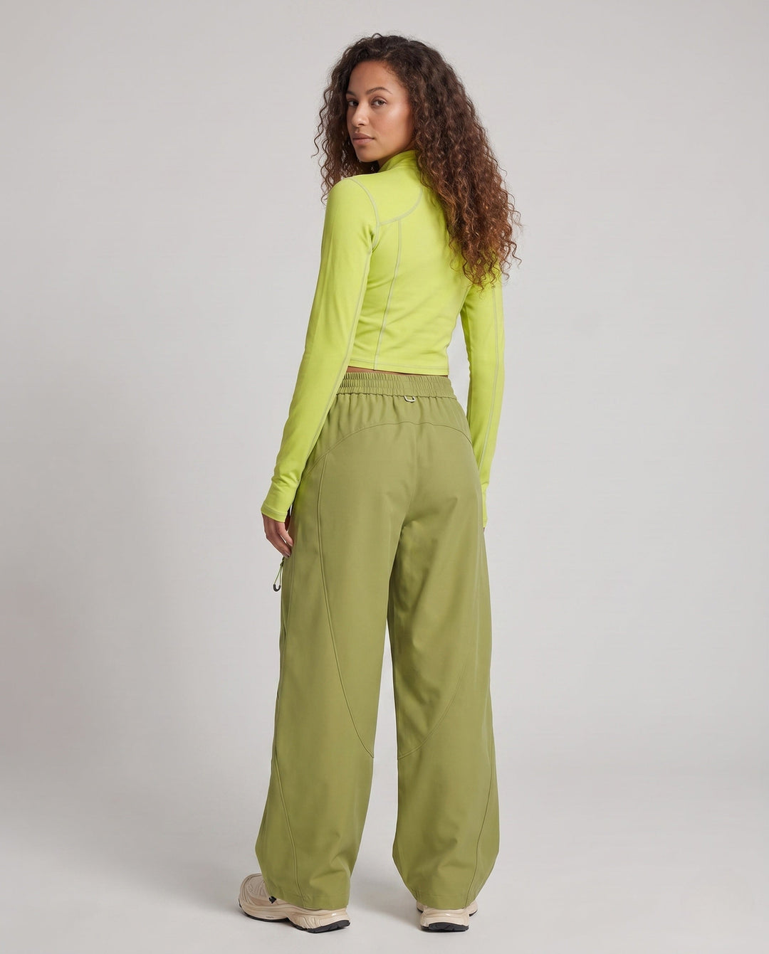 Product 15861484847434 - back_view