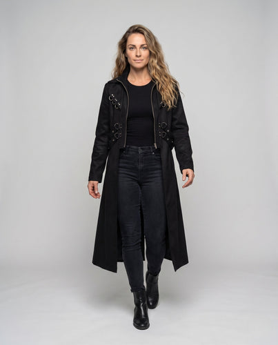Damen eleganter Kapuzenmantel mit kunstvollen Schnallen und femininer Silhouette Drune