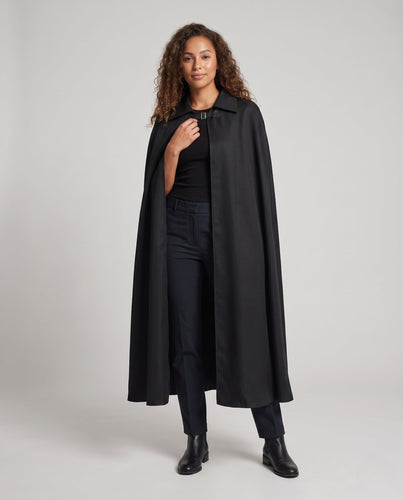 Damen eleganter Kapuzenumhang aus luxuriösem, schimmerndem Stoff Drune