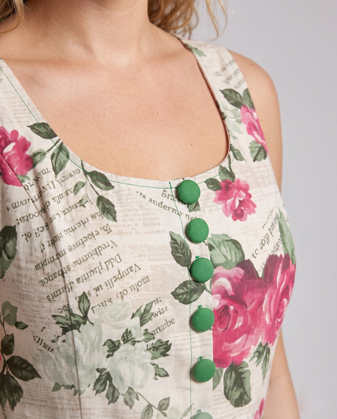 Product 15960252744010 - close_up_detail