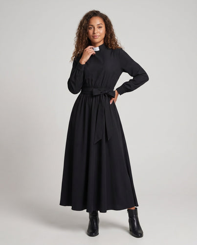 Damen Elegantes Maxikleid mit hohem Kragen und tailliertem Detail Drune
