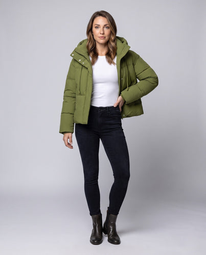 Damen kurze gesteppte Thermojacke mit hochschließendem Stehkragen, verstellbarem Saum und verdeckter Frontklappe