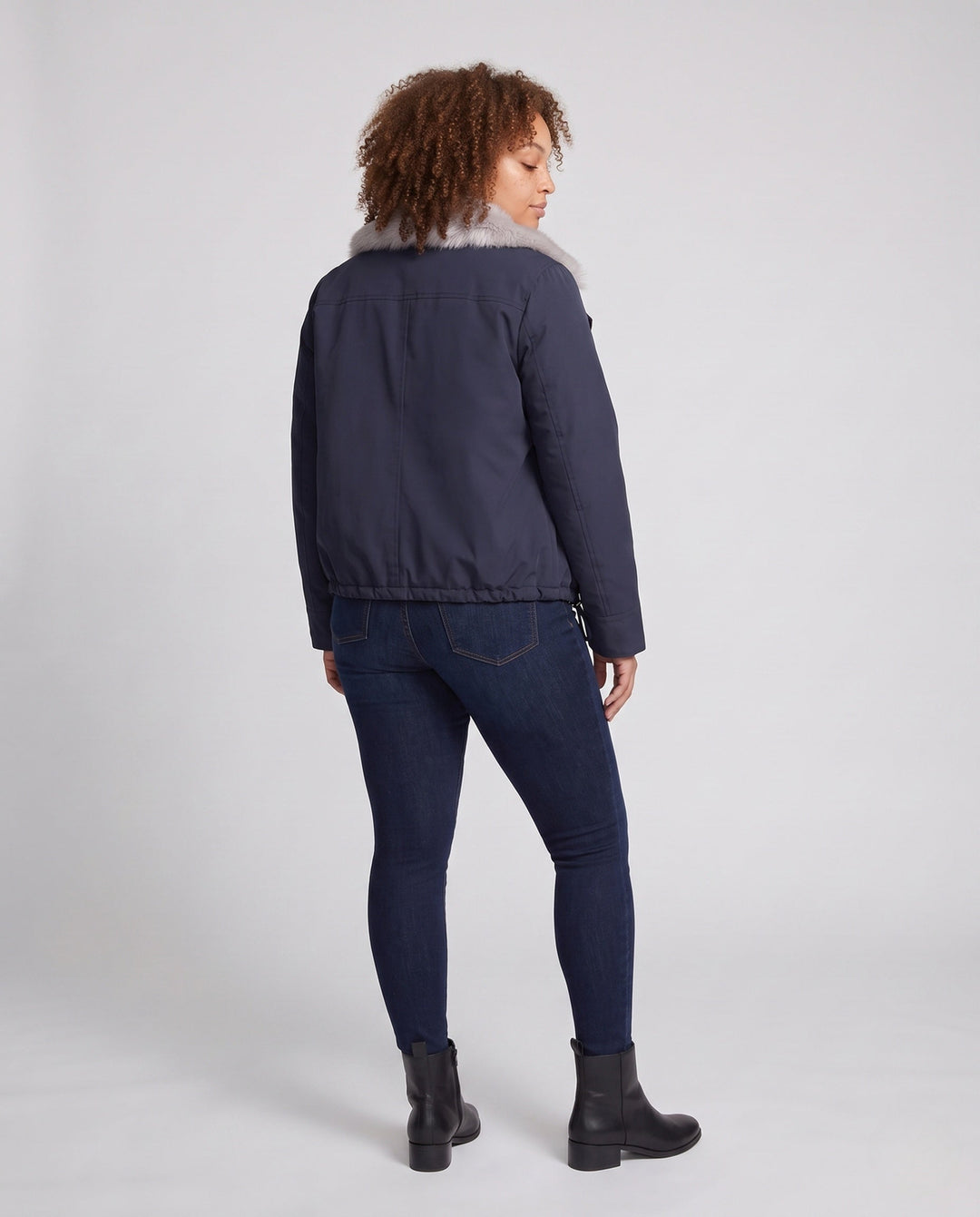 Product 15966041899338 - back_view