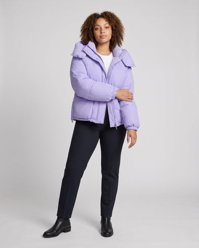 Damen kurze gepolsterte Kapuzenpufferjacke mit übergroßer Kapuze, Klappentaschen und verstellbarem Saum