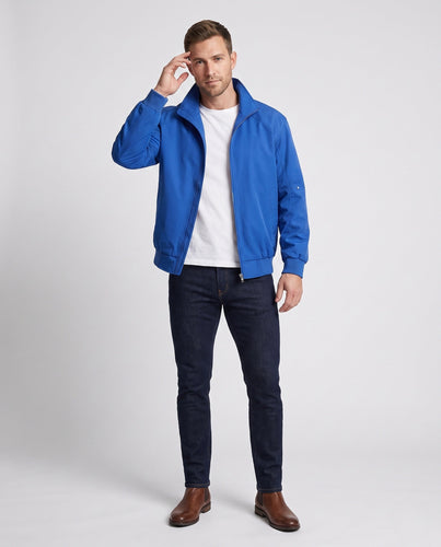Leichter urbaner Blouson für Herren mit Stehkragen, elastischem Saum und Ärmeltasche