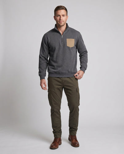 Herren Halb-Zip Sweatshirt mit Stehkragen, Kunstleder-Brusttasche und sportlichem Schnitt Drune