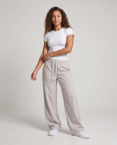 Damen weite Baggy-Hose mit Kordelzug und markanten Paneleiern drune