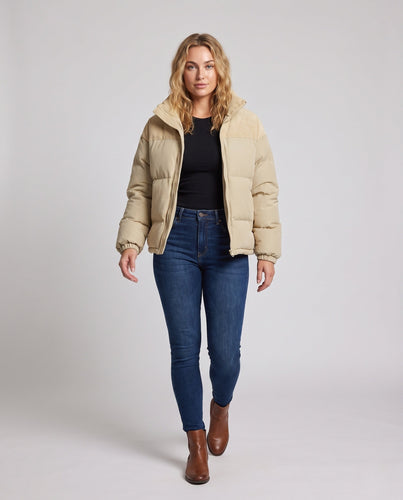 Damen Modische Daunenjacke mit hohem Kragen Drune