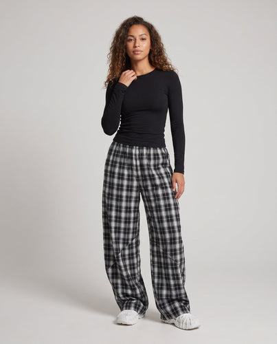 Damenmode Karottenhose mit kariertem Muster Drune