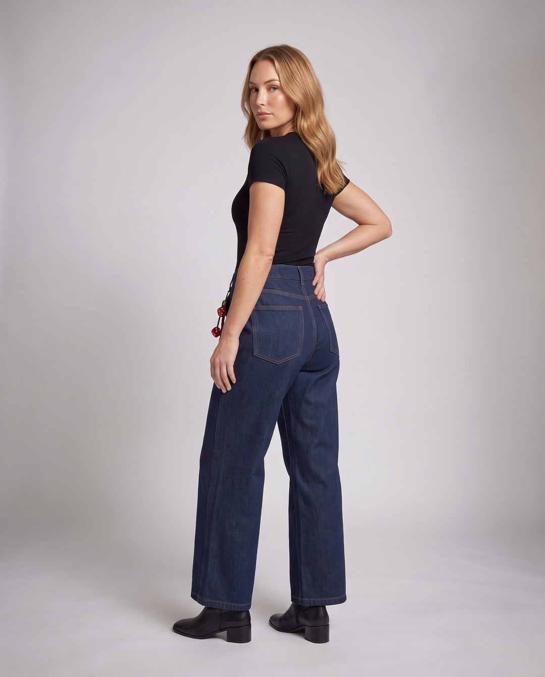 Product 16028642541898 - back_view