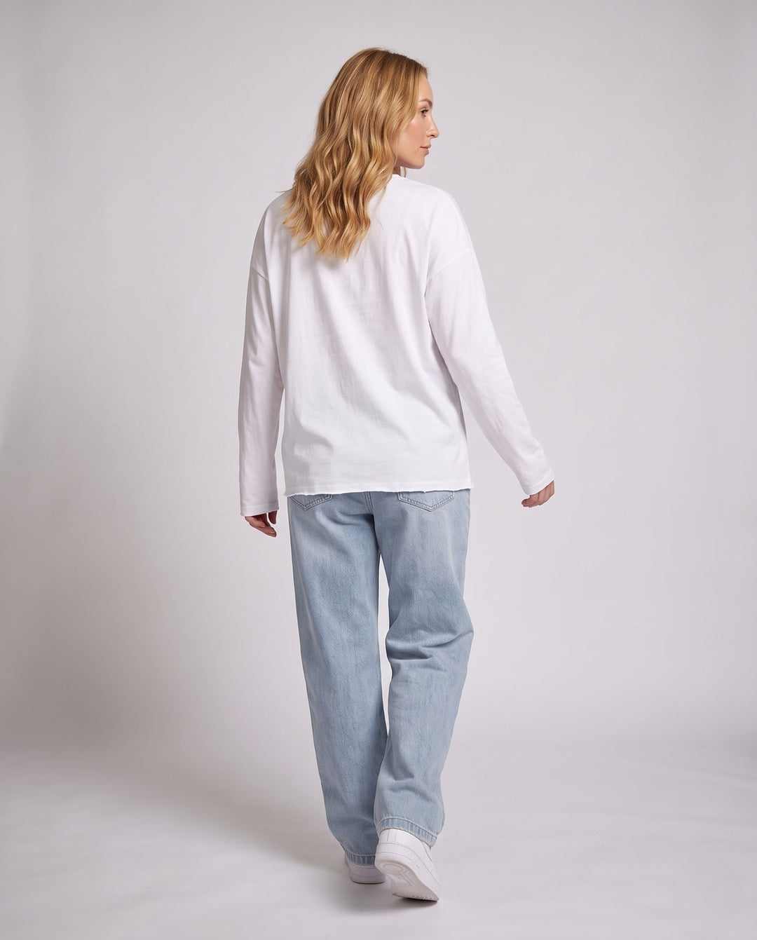 Product 16028642607434 - back_view