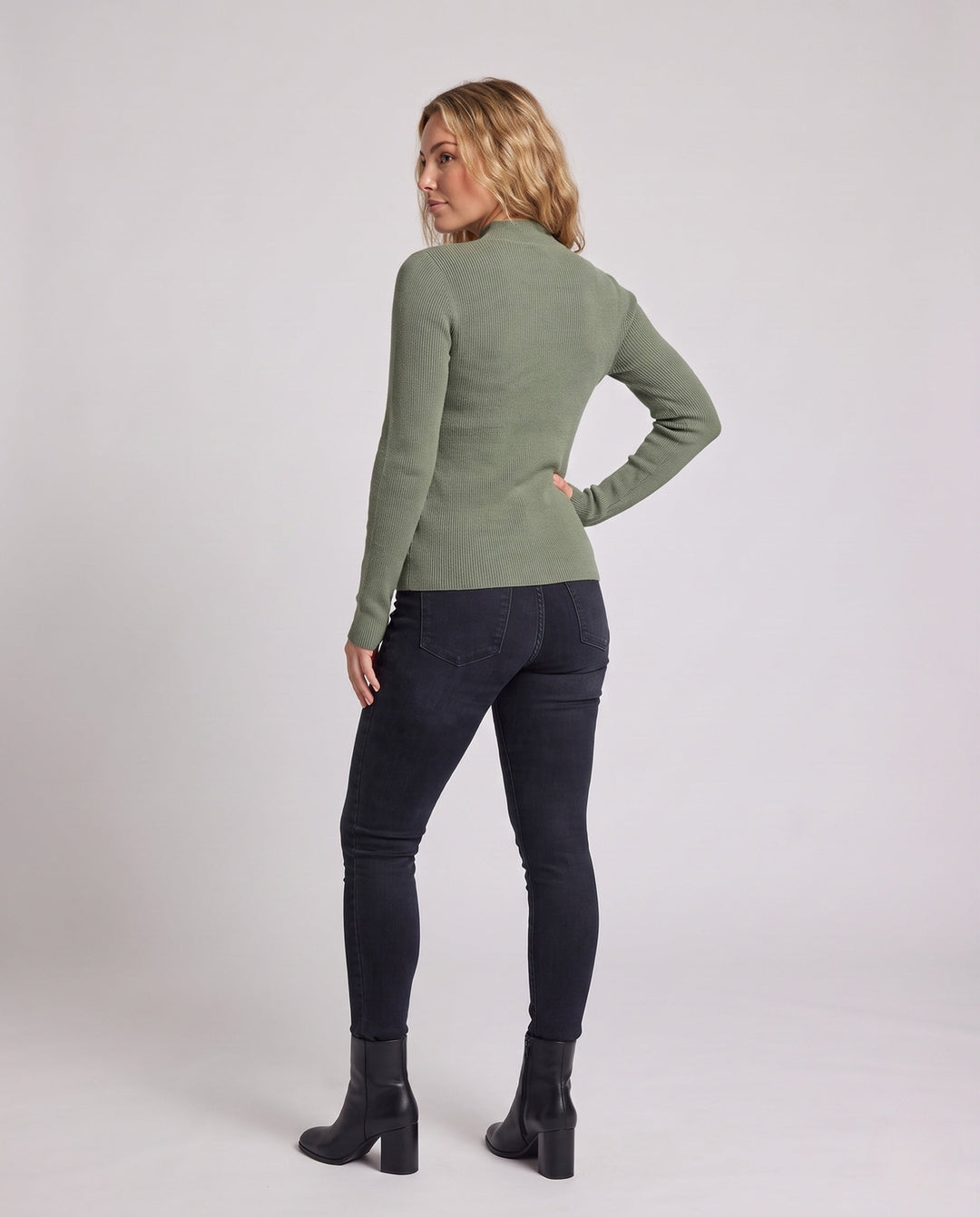 Product 16033017758026 - back_view
