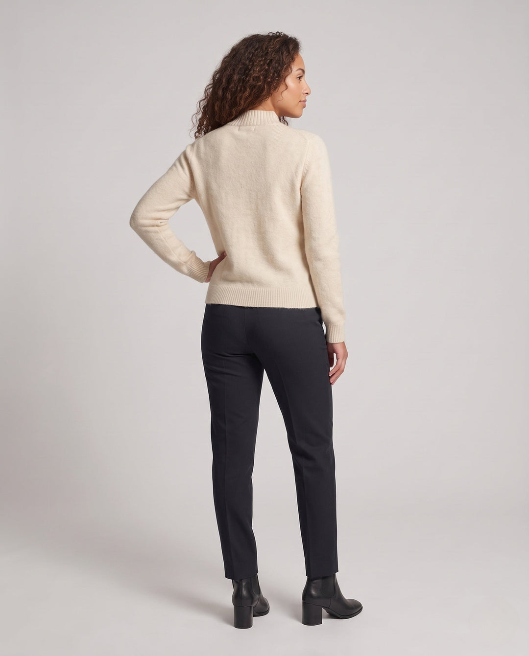Product 16033027653962 - back_view