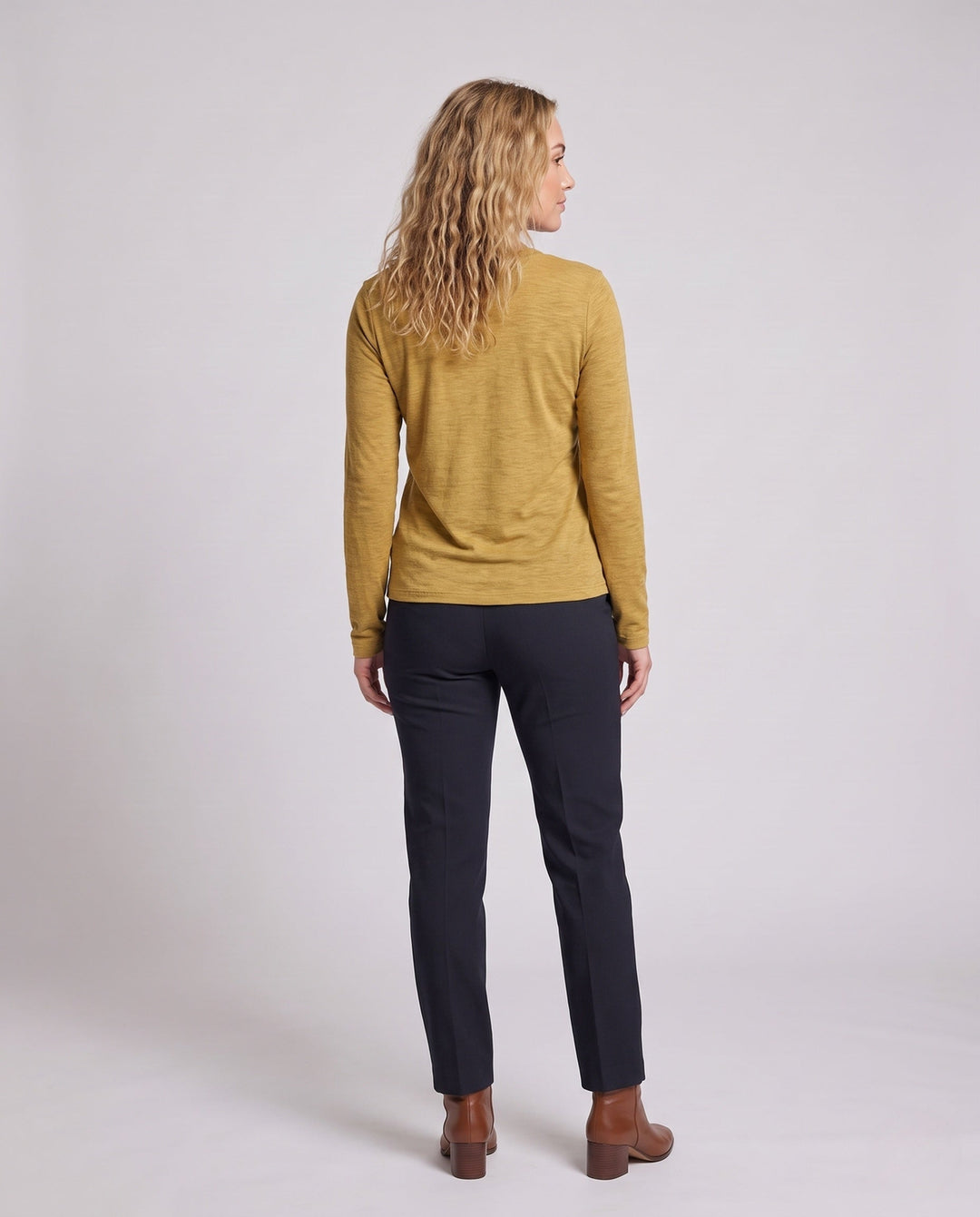 Product 16033028276554 - back_view