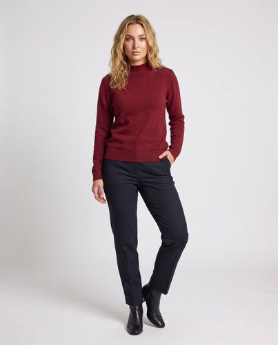 Damen Feinstrickpullover mit kurzem Stehkragen, feinem Ajourmuster und kastiger Passform Drune