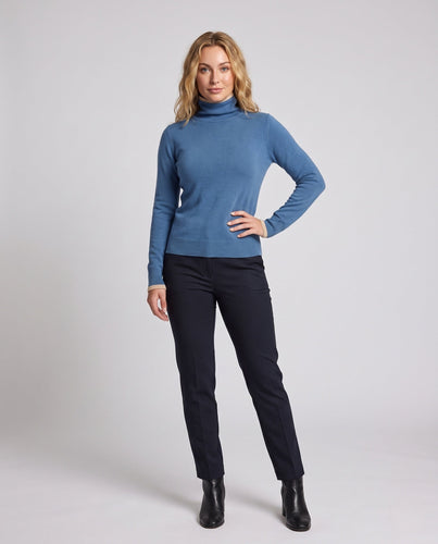 Damen Figurnaher Feinstrick-Rollkragenpullover mit kontrastbesetzten Bündchen und kaschmirähnlicher Haptik Drune