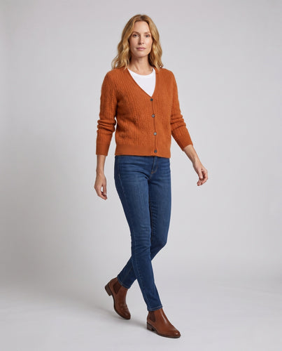 Damen Flauschiger Ajour-Zopfcardigan mit V‑Ausschnitt und Knopfleiste Drune