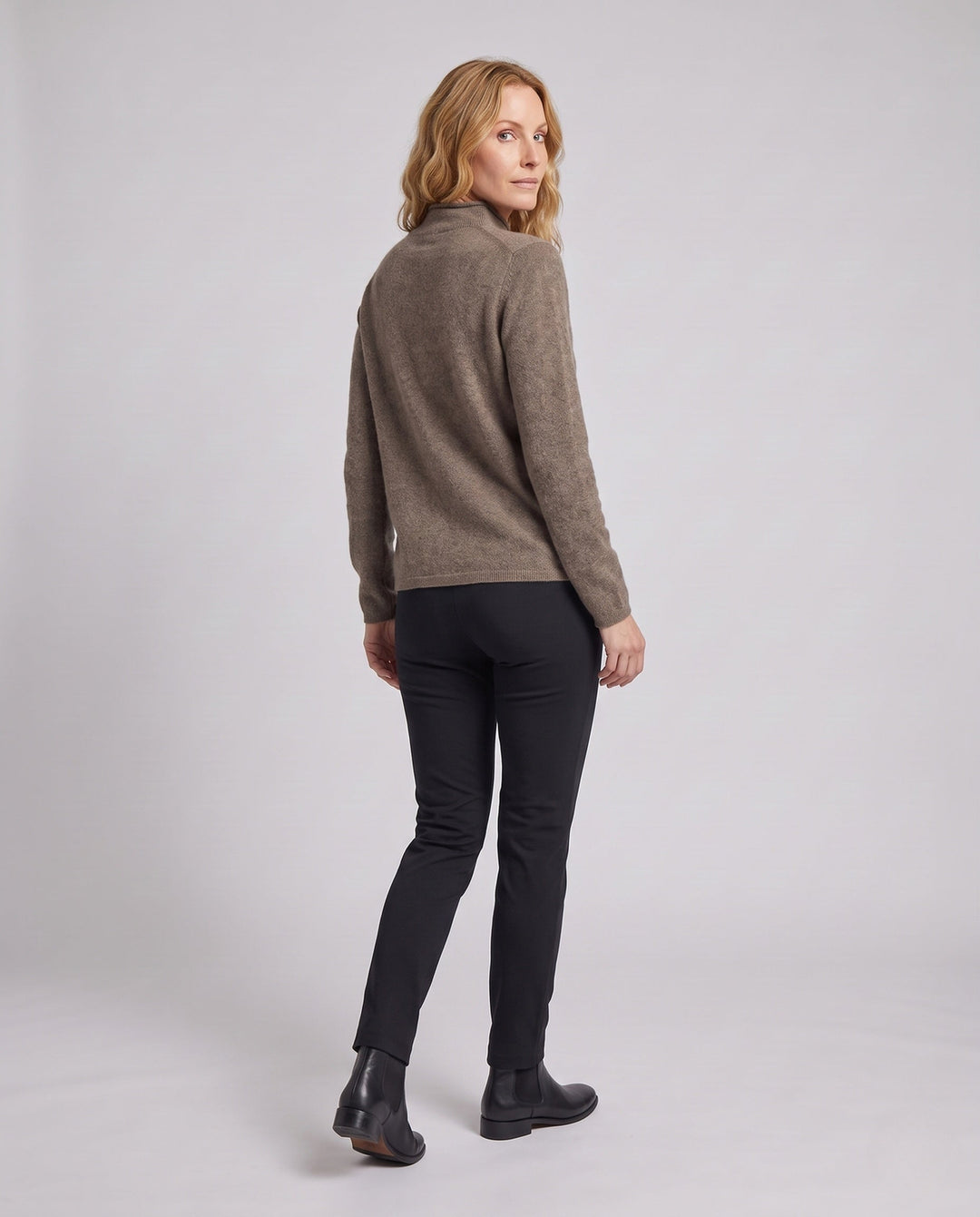 Product 16034475606346 - back_view