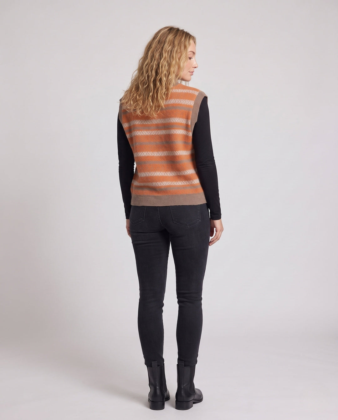 Product 16034477572426 - back_view
