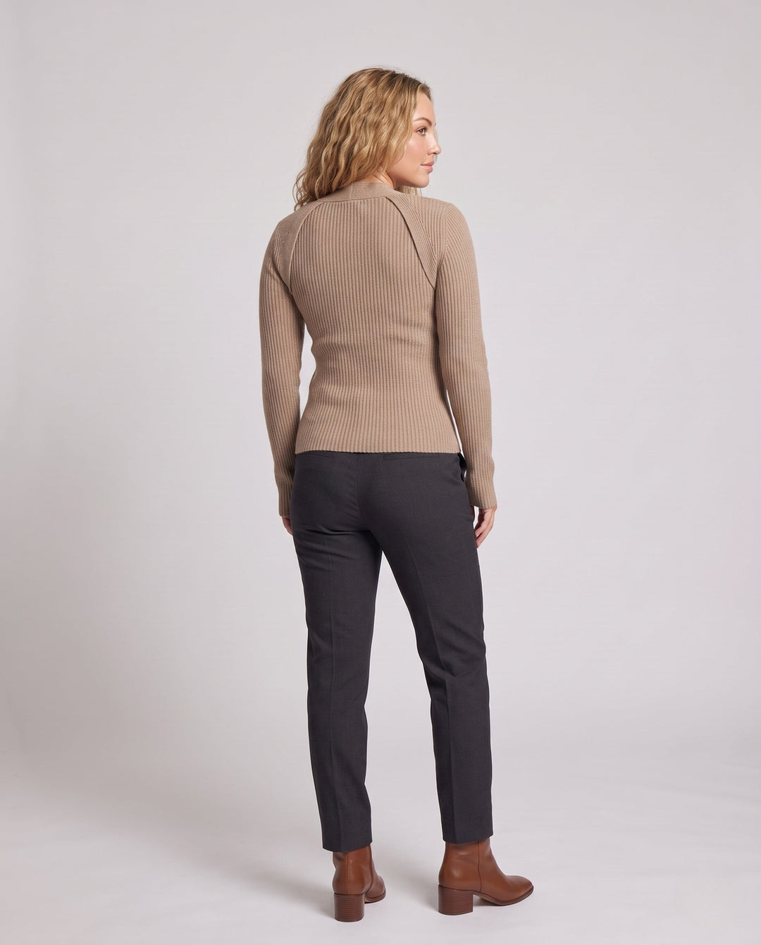 Product 16034477834570 - back_view