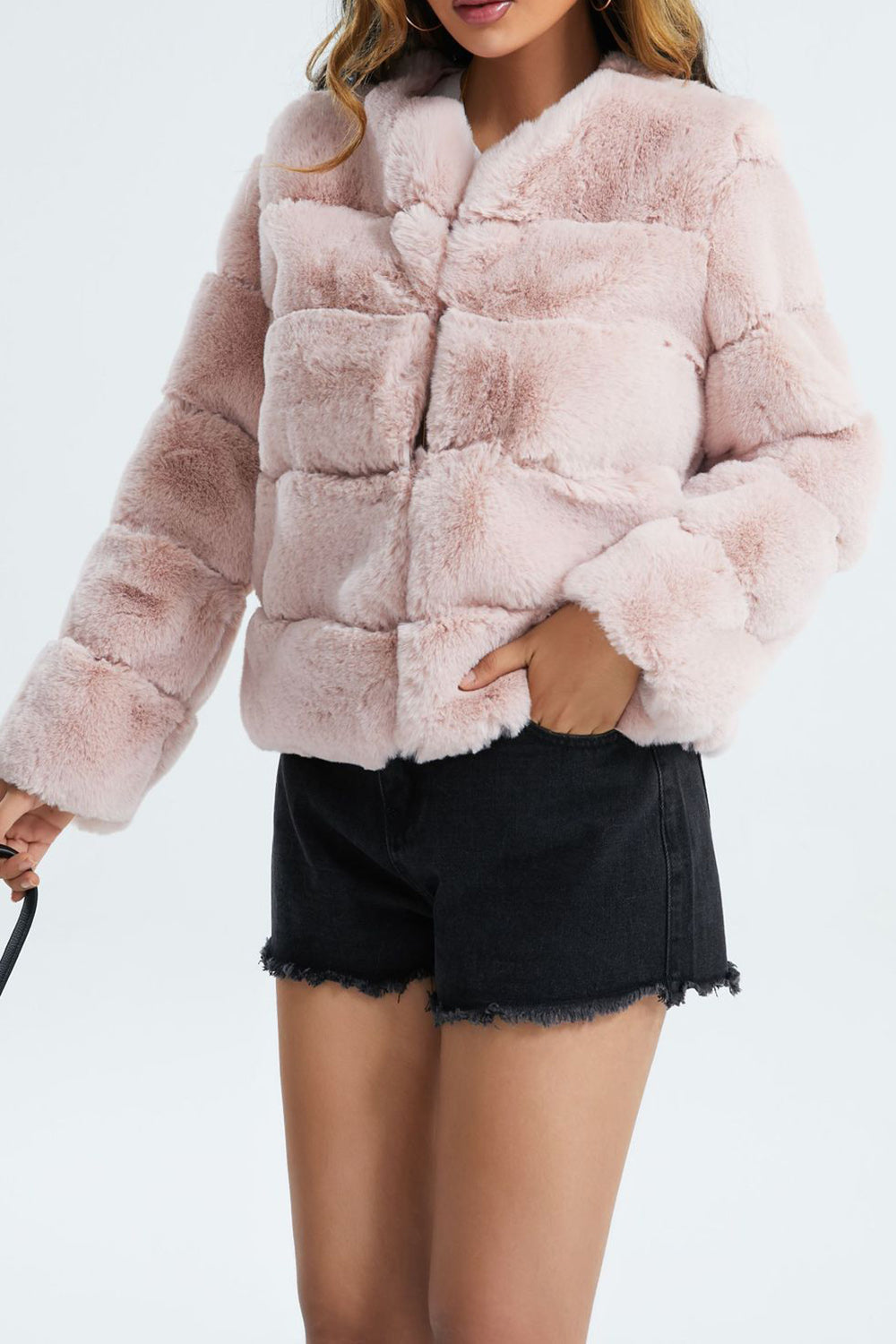 Drune | Damen Kurze Kunstpelzjacke mit Revers und Weichem Stoff