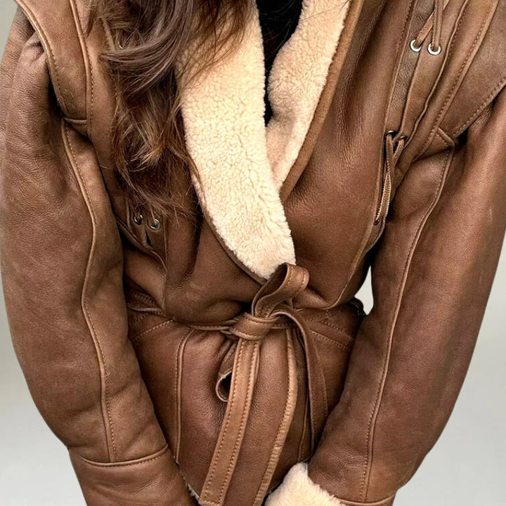 Drune | Lederjacke Wickeldesign Taillengürtel Strukturierte Schultern Schnürdetails