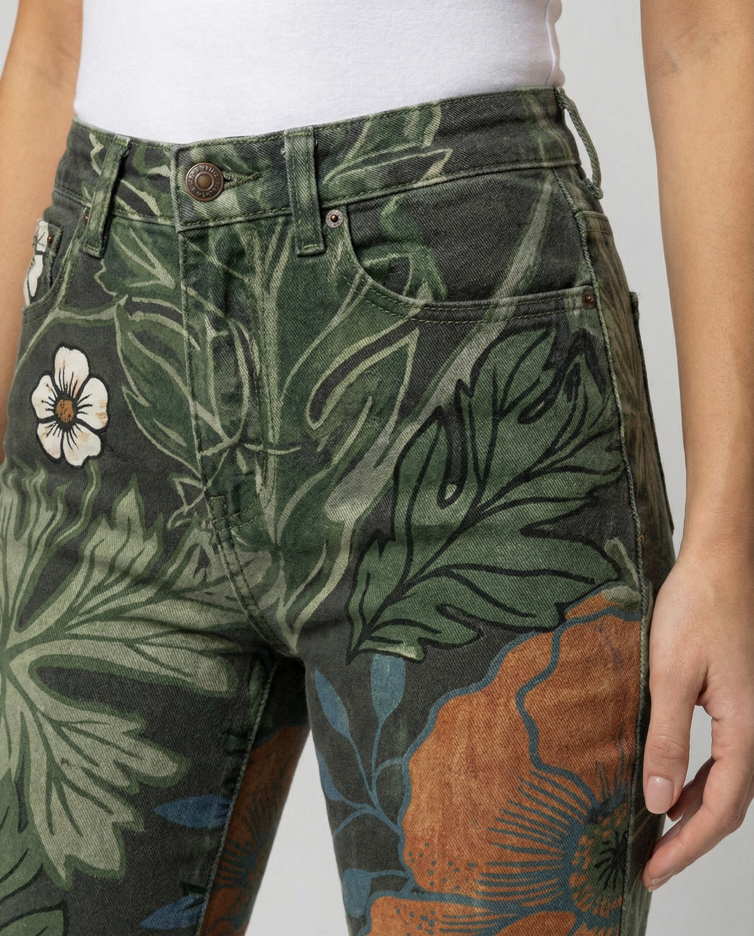 Damen Denim Flared Jeans mit Trendigem Schnitt & Hoher Passform | Drune