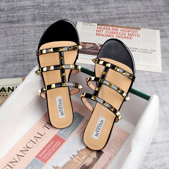 Drune | Sommer Frauen Sandalen Damen Freizeit Slipper Flache Schuhe Einfache Stil Mode Nieten Design Gehen und Shoppen Große Größen