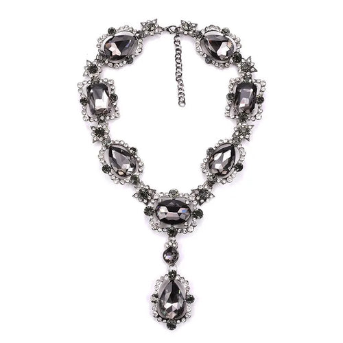 Drune | Statement Rhinestones Schmuck Große Edelstein Gem Stein Kristall Viktorianischer Schmuck Grüner Smaragd Bib Halskette für Frauen