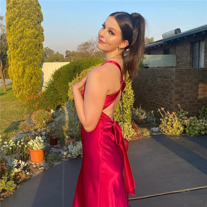 Drune | Schleife Rückenfrei Abend Maxi Kleid