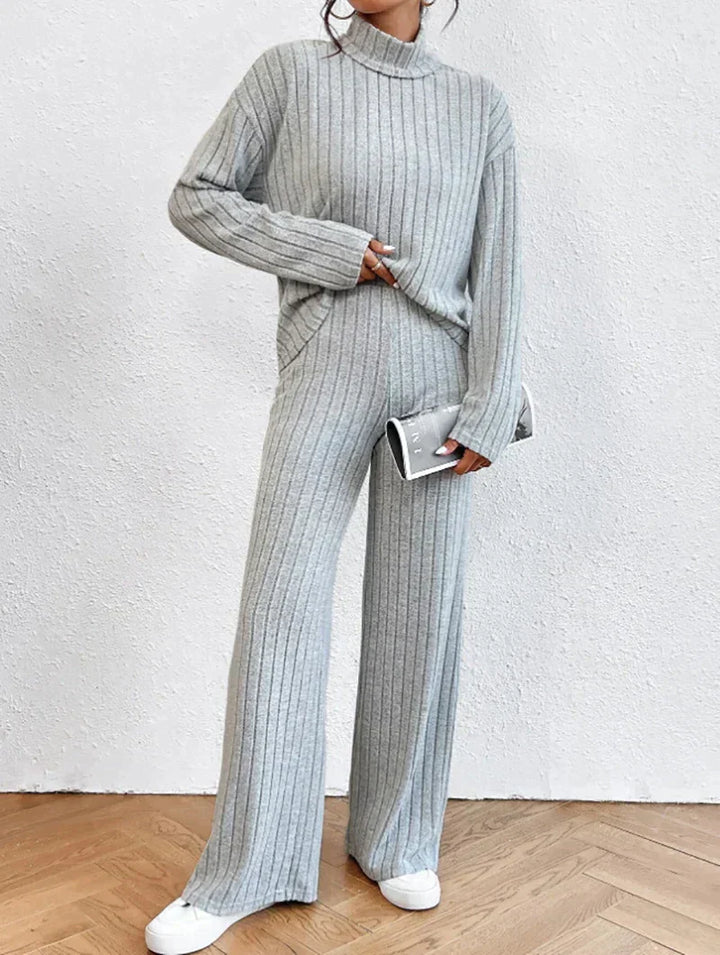 Drune | Strickhose und Rollkragenpullover für Frauen