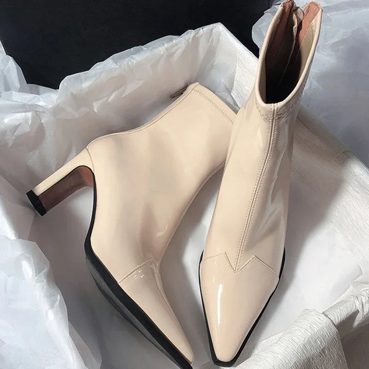 Drune | Kniehohe Stiefel mit Blockabsatz, Stilvoll und Trendy