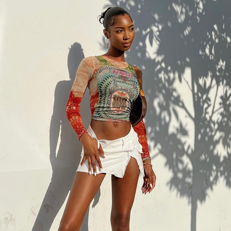 Drune | Langärmliges Mesh-Top mit Tattoo-Print