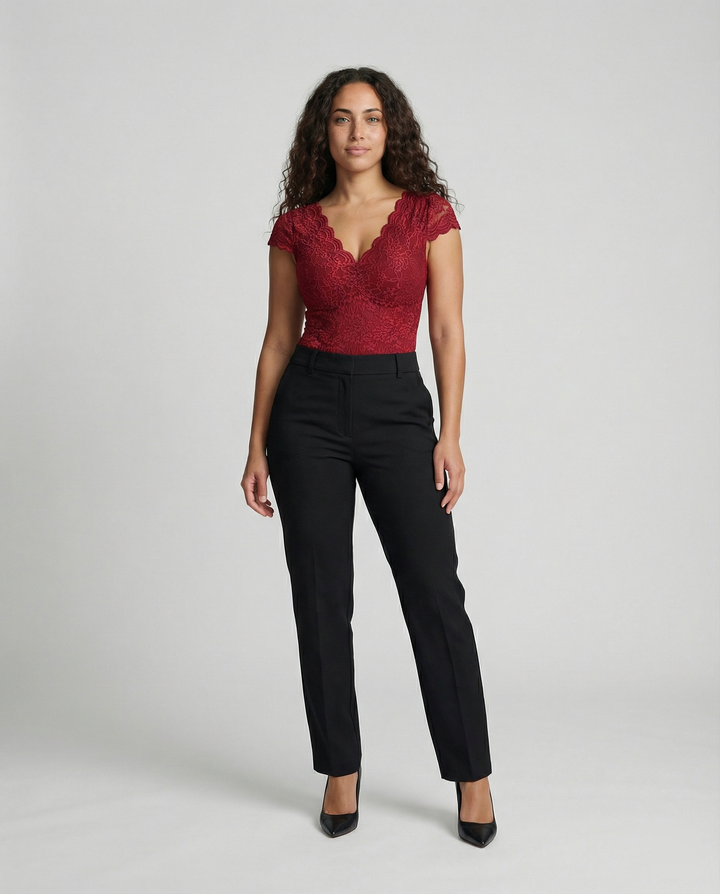 Drune - Elegante Body Suit mit Spitzenärmeln und V-Ausschnitt