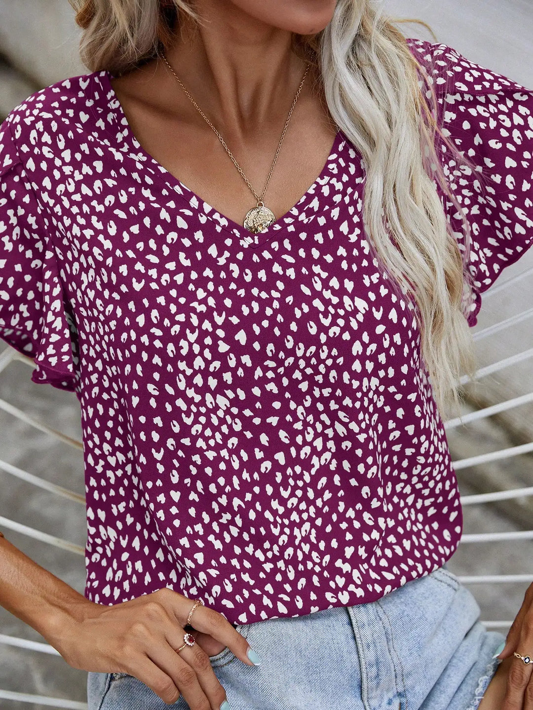 Drune | Kurzärmlige Sommerbluse mit Slim Fit Ohne Kragen