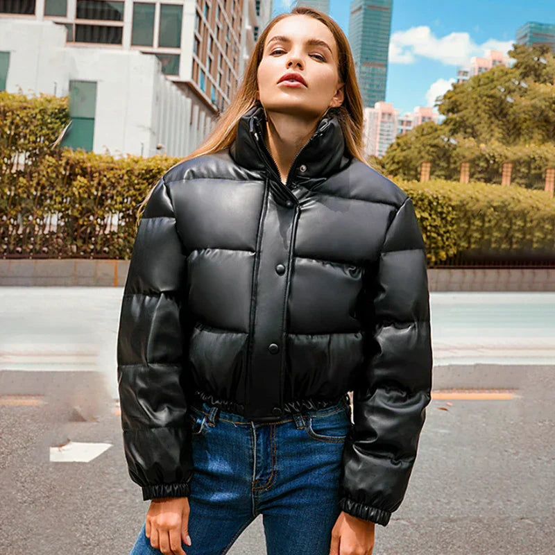 Drune | Kurze, dicke Winterjacke mit hohem Kragen