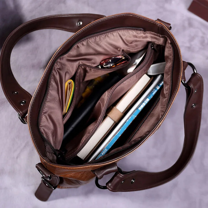 Drune | Taschen aus Geschmeidigem Leder mit Zwei Riemen und Eleganten Details