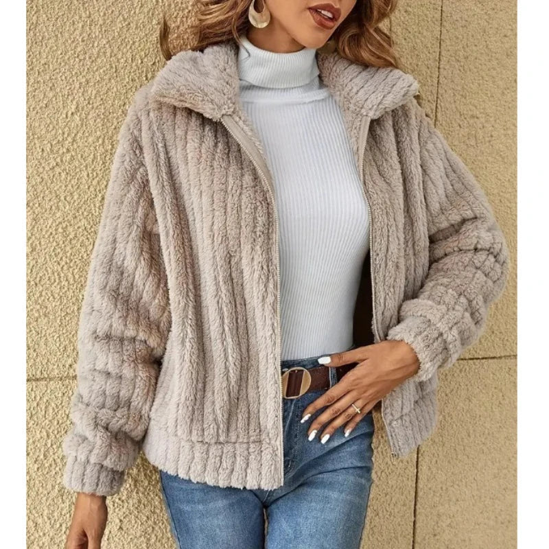 Drune | Kurzjacke Plüsch Blau