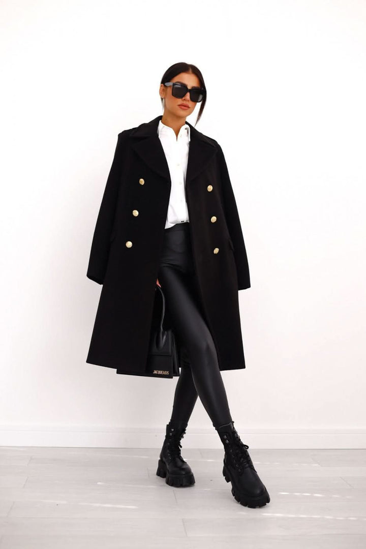 Drune | oversized schwarze Mantel mit goldenen Knöpfen für Damen