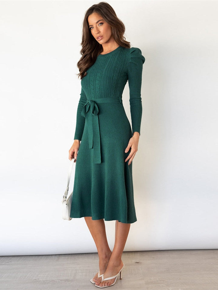 Drune - Gestricktes Midikleid mit Rundhalsausschnitt