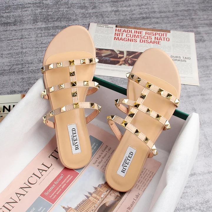 Drune | Sommer Frauen Sandalen Damen Freizeit Slipper Flache Schuhe Einfache Stil Mode Nieten Design Gehen und Shoppen Große Größen