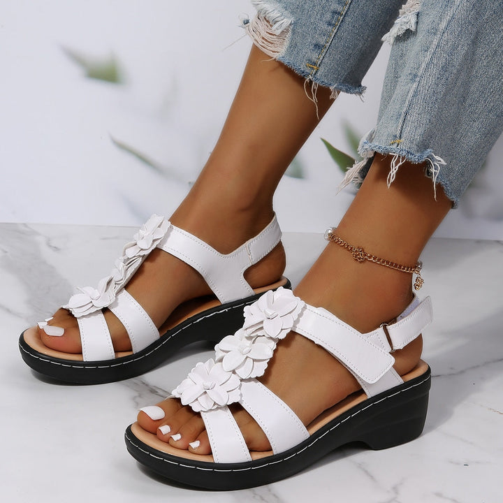 Drune | Orthopädische Sandalen mit Schwarzen Blumen