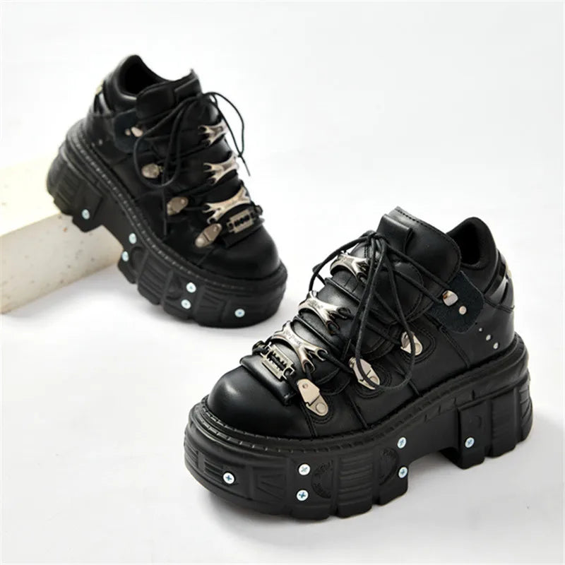 Drune | Fashion Frauen Ankle Boots Damen Dünne Absätze Runde Spitze Schnürsenkel Metall Dekoration Sneakers Fräulein Nieten Punk Gothic Rock Schuhe