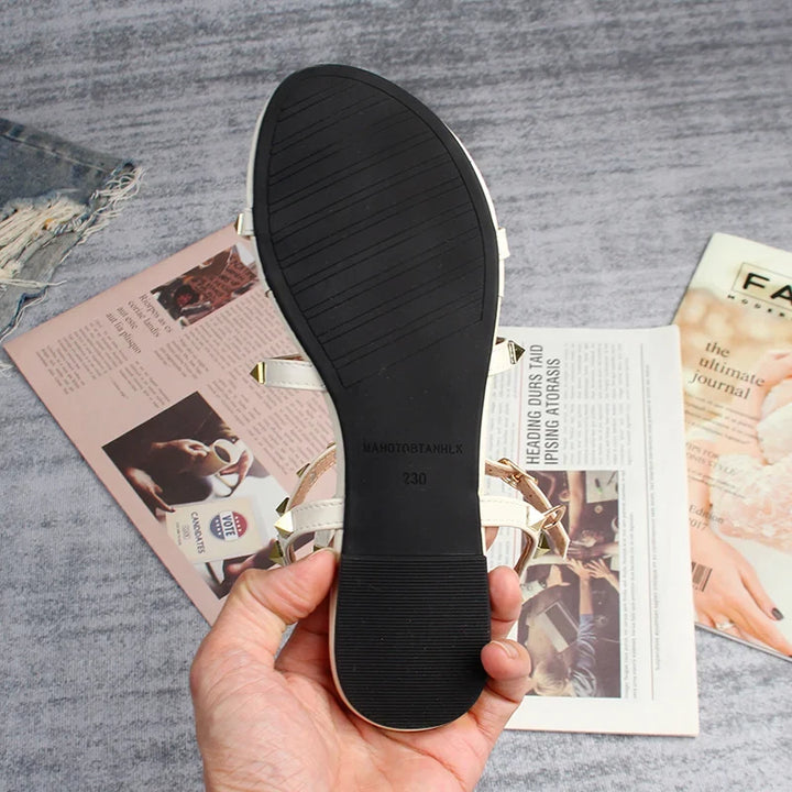 Drune | Sommer Damen Sandalen Frauen Lässige Flache Schuhe Schlicht Stil Mode Nieten Design Gehen und Einkaufen Große Größe