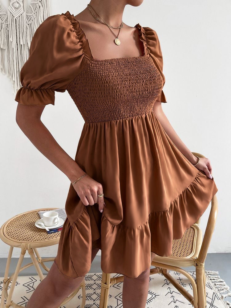 Drune - Braunes Minikleid mit Puffärmeln