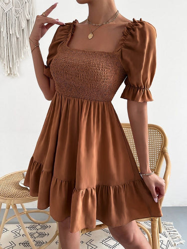 Drune - Braunes Minikleid mit Puffärmeln