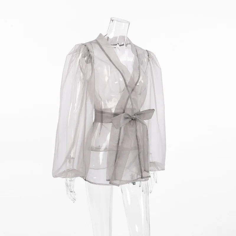 Drune | Durchsichtige Organza-Bluse mit Bindegürtel
