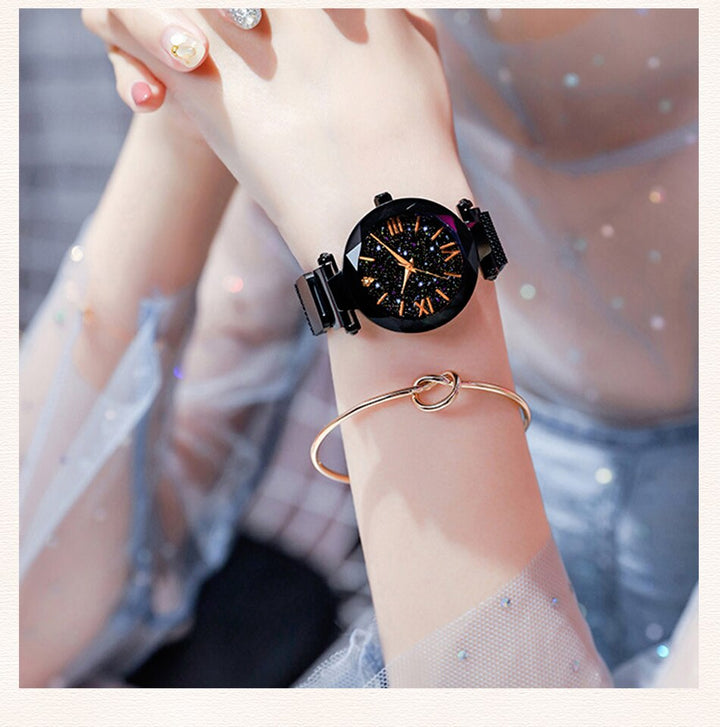 Drune Leuchtende Sternenhimmel: Damenmode Sternenhimmel Uhren Magnetische Schnalle Mesh Armband Diamant Quarzuhr Damen Kleideruhr
