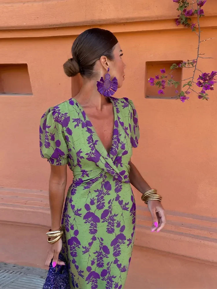 Leichtes Sommerkleid mit Blumenmuster und V-Ausschnitt für den Alltag | Drune