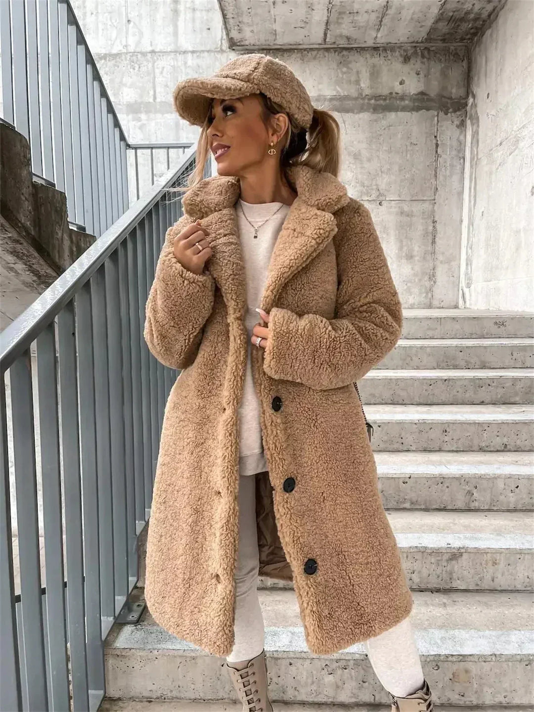 Drune | Lange Jacke mit Weichem und Strukturiertem Druck